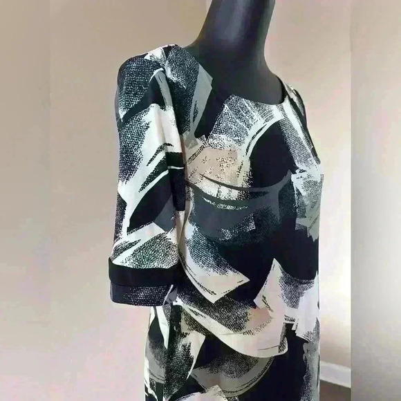 Geometric Print Dress Size 10 - Picture 4 of 5